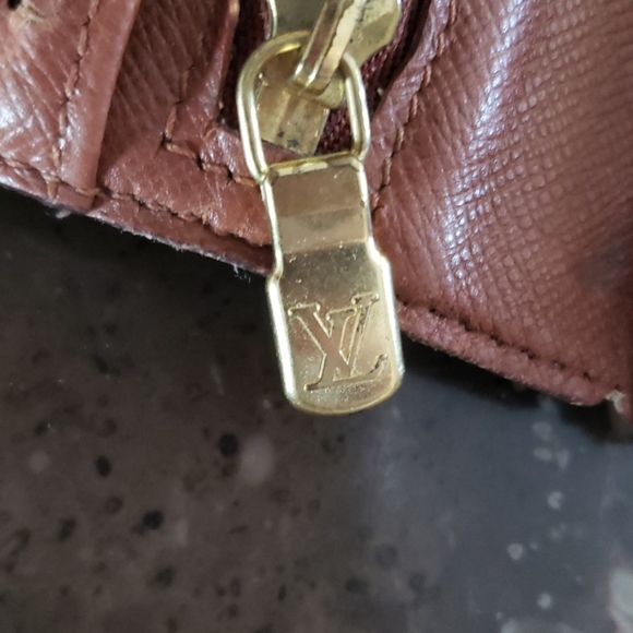 Authentic Louis Vuitton vintage wallet - Picture 5 of 8